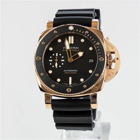 Panerai Luminor Submersible Goldtech 42mm Complete Set .